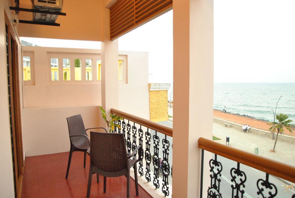 Cours Chabrol Hotel Pondicherry Exterior foto